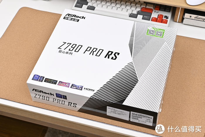 华擎 Z790 Pro RS+分形工艺 Define7+XPG 全家桶白色装机展示