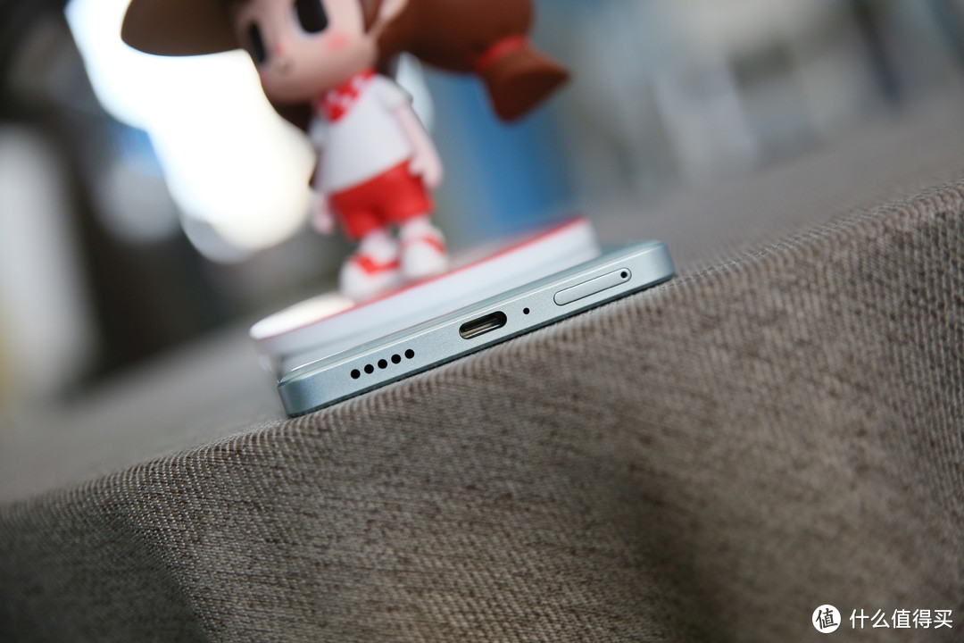 旗舰性能、平民价格，深度体验小米全新一代小金刚Redmi Note 12 Turbo手机