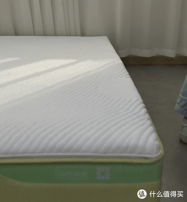 【首测】Qrua巢物-小伴床垫深度拆解|不到2k的双睡感床垫，配置到底怎么样？