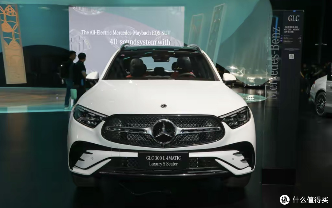 震撼上市全新奔驰glc轻混动力智能科技彰显豪华品质大奔从不坑穷人不