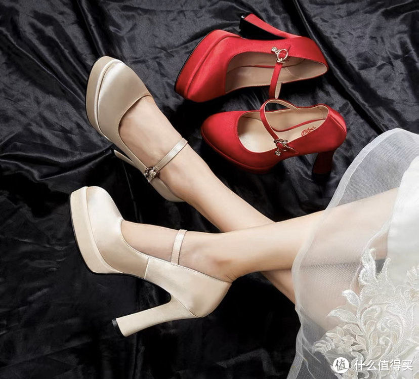 备婚清单篇二：余生请多指教，分享几款又舒服又好看的婚鞋！