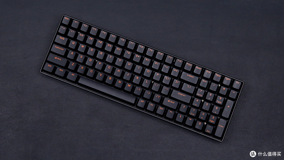雷柏v500diy热插拔背光游戏机械键盘评测:96%配列 全键热插拔