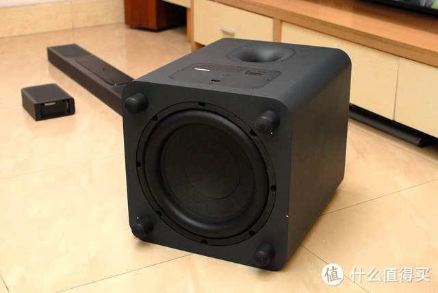 JBL Bar 1300X ：新一代天空音，强的不止氛围感，还有更多玩法