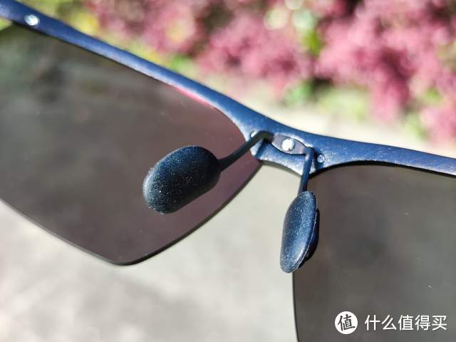 米家新品运动太阳镜，铝镁骨架坚固轻盈，100%防紫外线，专为运动出行打造
