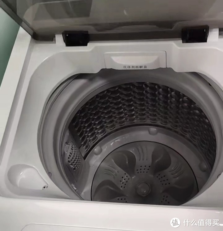威力牌的洗衣机，质量不错！大家电好选择！