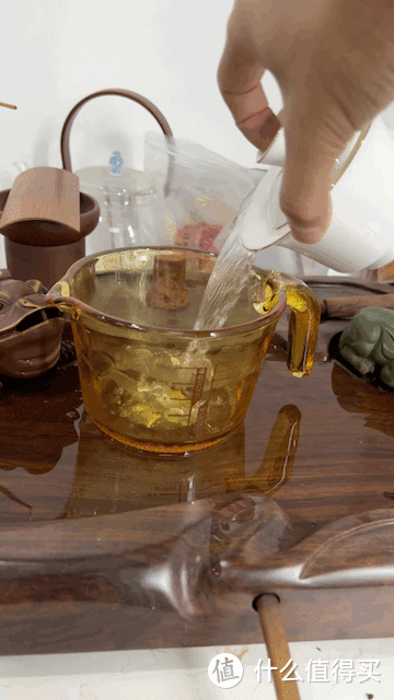 喝茶怎么能缺少盖碗呢？——德化羊脂玉描金边盖碗
