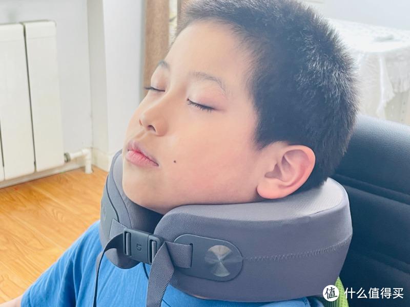 10分钟瓦解你的肩颈酸痛——米家智能颈部按摩仪使用测评