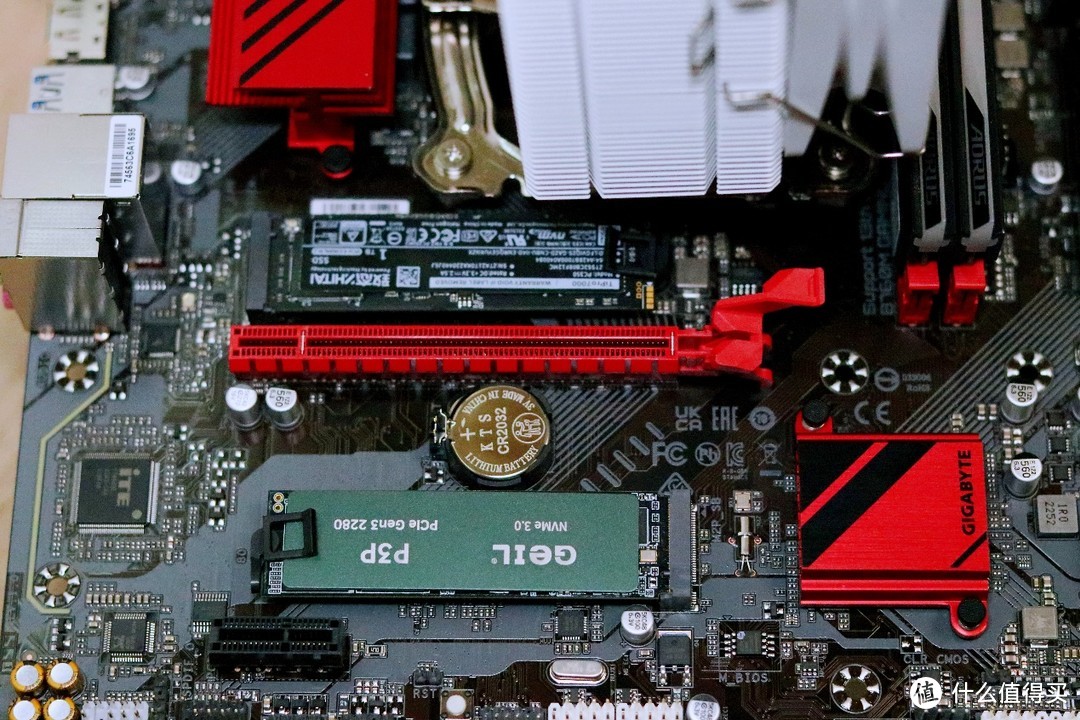 【历史新低】，您的PCIE 4.0硬盘白菜价上桌