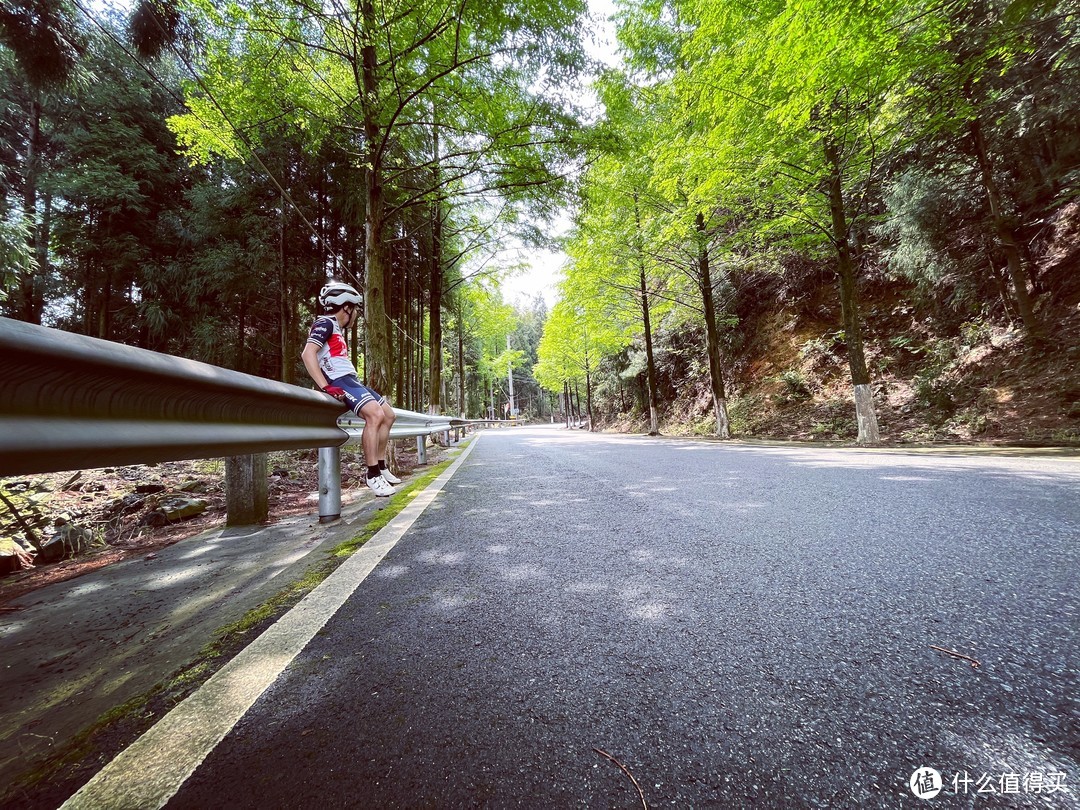 雾闯龙泉山，夜探时思寺，丽水不愧浙江山路骑行天花板！