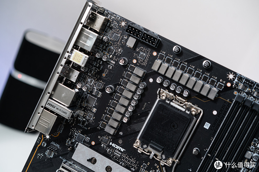 DDR5加持更进一步，微星 Z790 EDGE WIFI 开箱体验