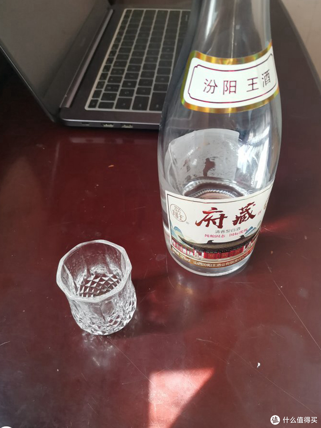 选白酒时，别局限于知名品牌！这5款小众光瓶口粮酒，更值得一试