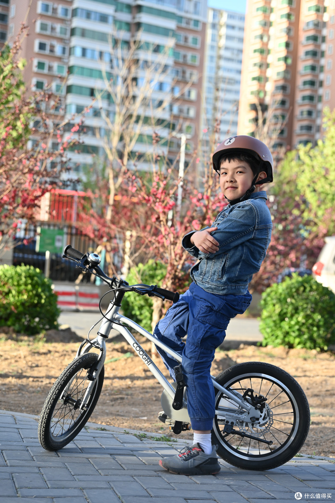 童车怎么选？安全排第一：酷骑F3 碟刹儿童自行车测评