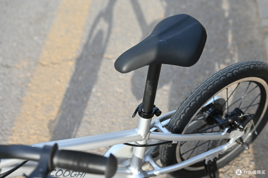 童车怎么选？安全排第一：酷骑F3 碟刹儿童自行车测评