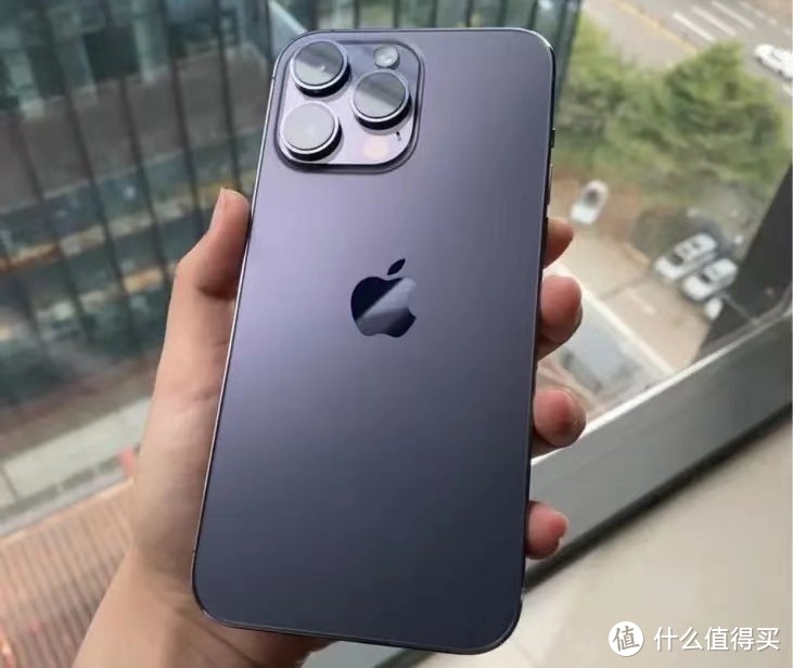 库克“摊牌”：iPhone 14 Pro Max跌价1770元，还要安卓机吗？