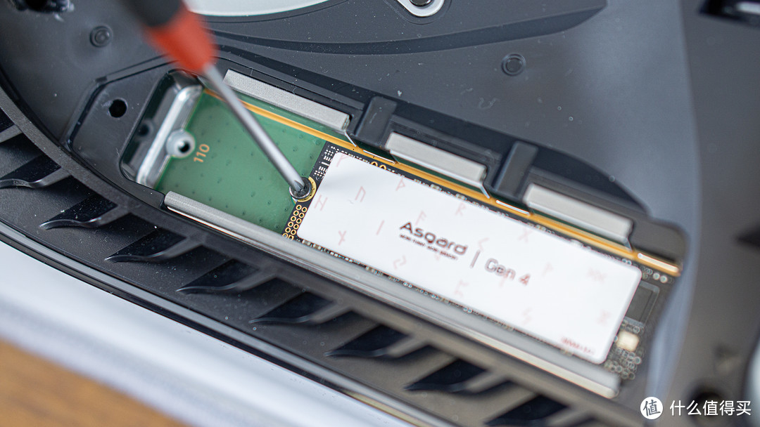 固态杀疯了！阿斯加特 AN4+2TB SSD，采用长存颗粒拒绝背刺！