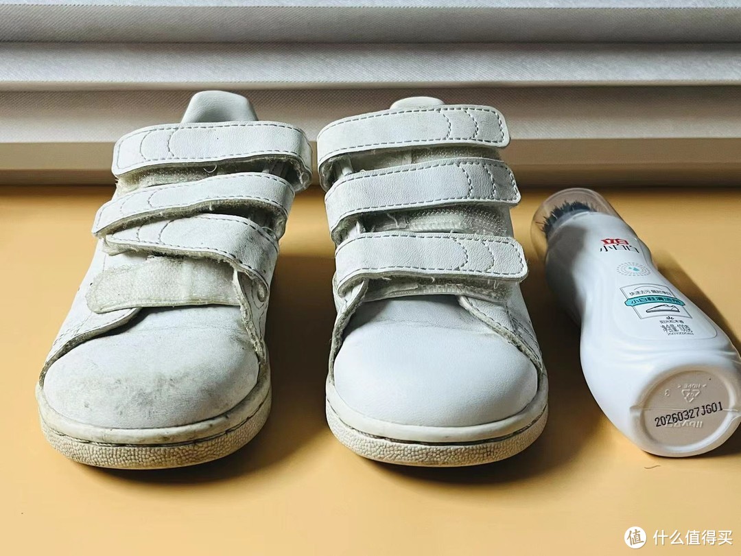 小白鞋清洁后对比