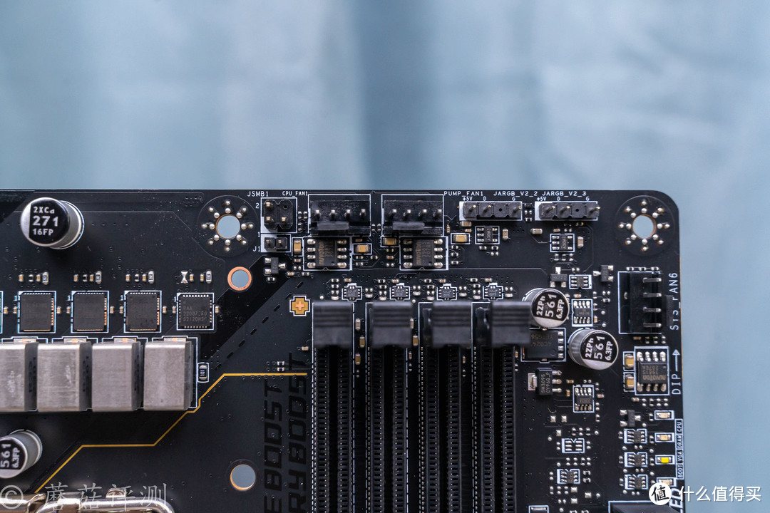 综合表现出众，使用体验优秀，微星MPG Z790 EDGE WIFI DDR5刀锋主板 拆解评测