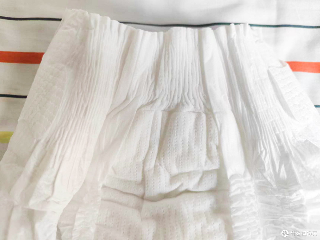 屁屁研究所——12款不同品牌的尿不湿（7款纸尿裤+5款拉拉裤）无广实测大横评