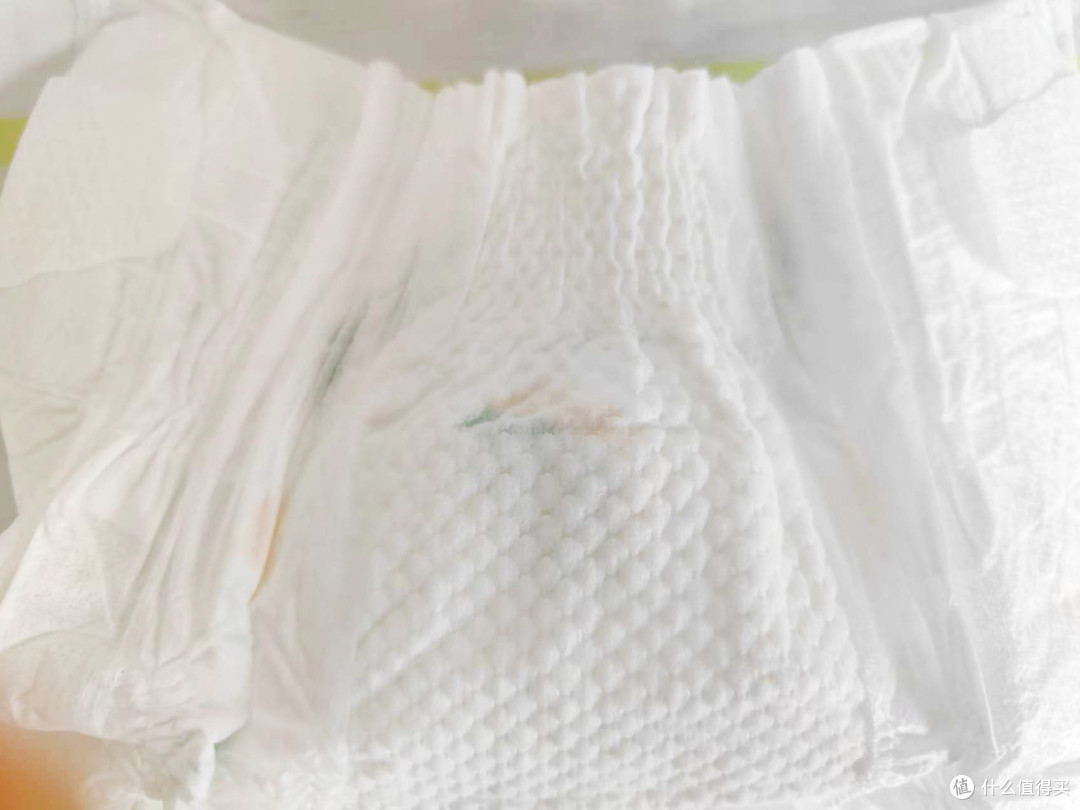 屁屁研究所——12款不同品牌的尿不湿（7款纸尿裤+5款拉拉裤）无广实测大横评