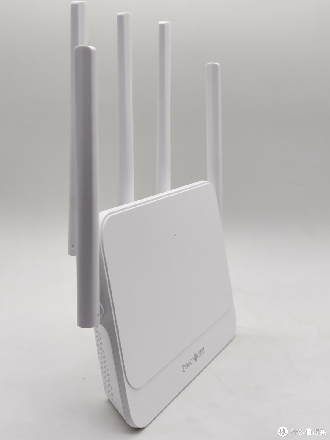 120元的越级选手—360T7U AX3000 WiFi6路由器（联通版）拆机&信号速度测试及谈谈mesh组网和无线漫游
