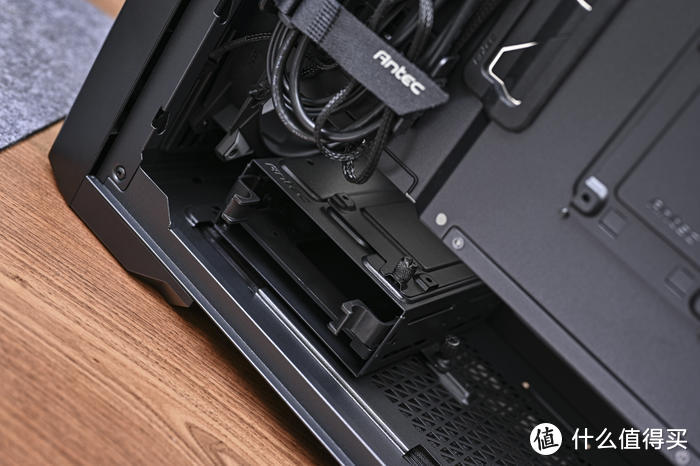 无光风塔——ROG Z690 HERO+影驰 4070Ti+安钛克 P1 初星装机展示