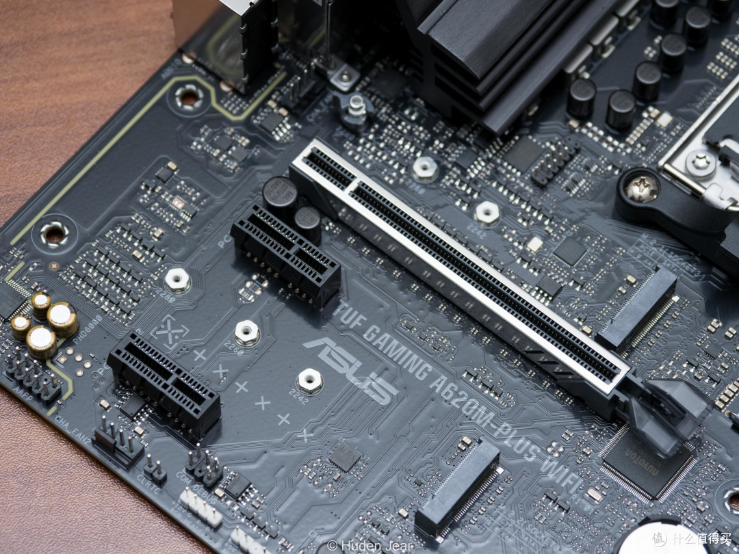 性价比am5游戏平台?7800x3d 华硕tuf a620m-plus wifi游戏测试