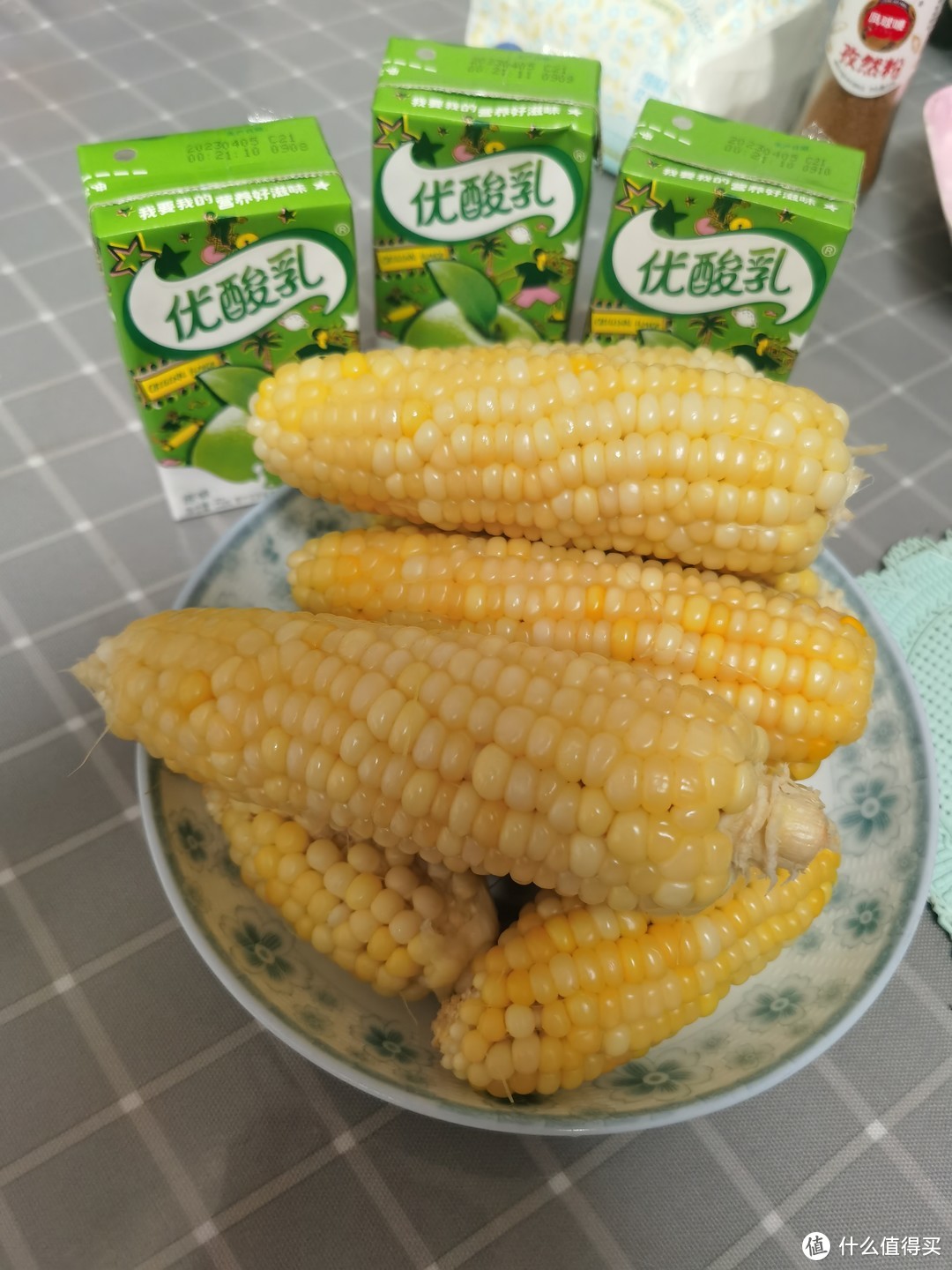 自己种的玉米就是好吃