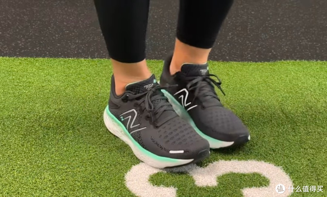 舒适缓震，尽享畅快奔跑：NEW BALANCE NB Fresh Foam X 1080 v12女鞋助力跑出新高度