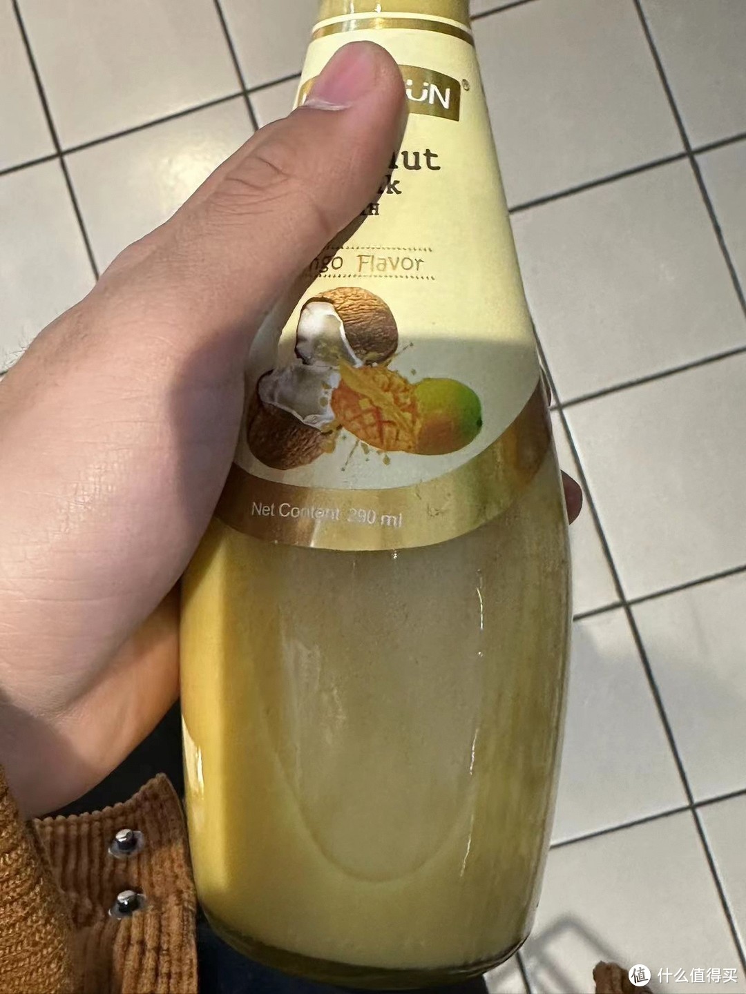 这款椰子芒果饮料真的味道特别奇特
