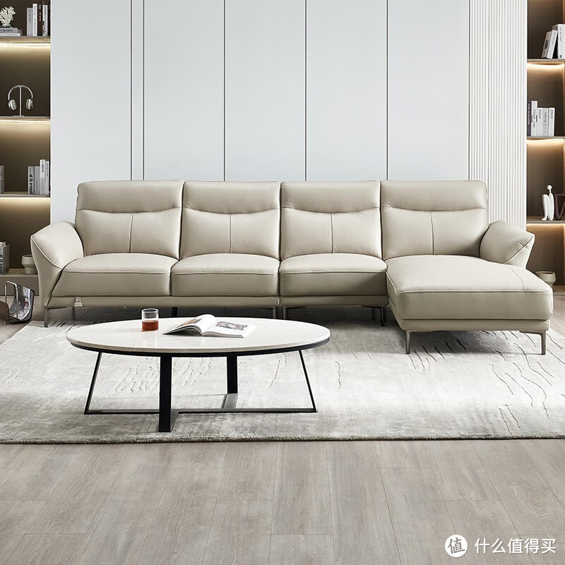 客厅需要一款同时兼备美观与实用的沙发，然而很多产品总有一些缺憾益处，如此才发现了全友家居