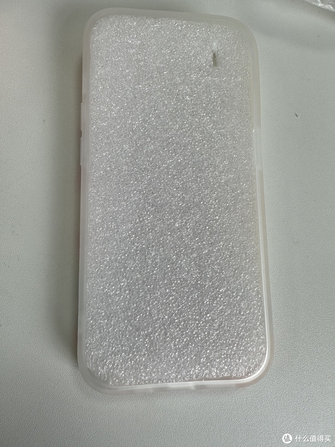 手机壳仅保护？更是个性和心情的表达！看看80/90后的iPhone机主用什么手机壳，你又是用的哪种呢？
