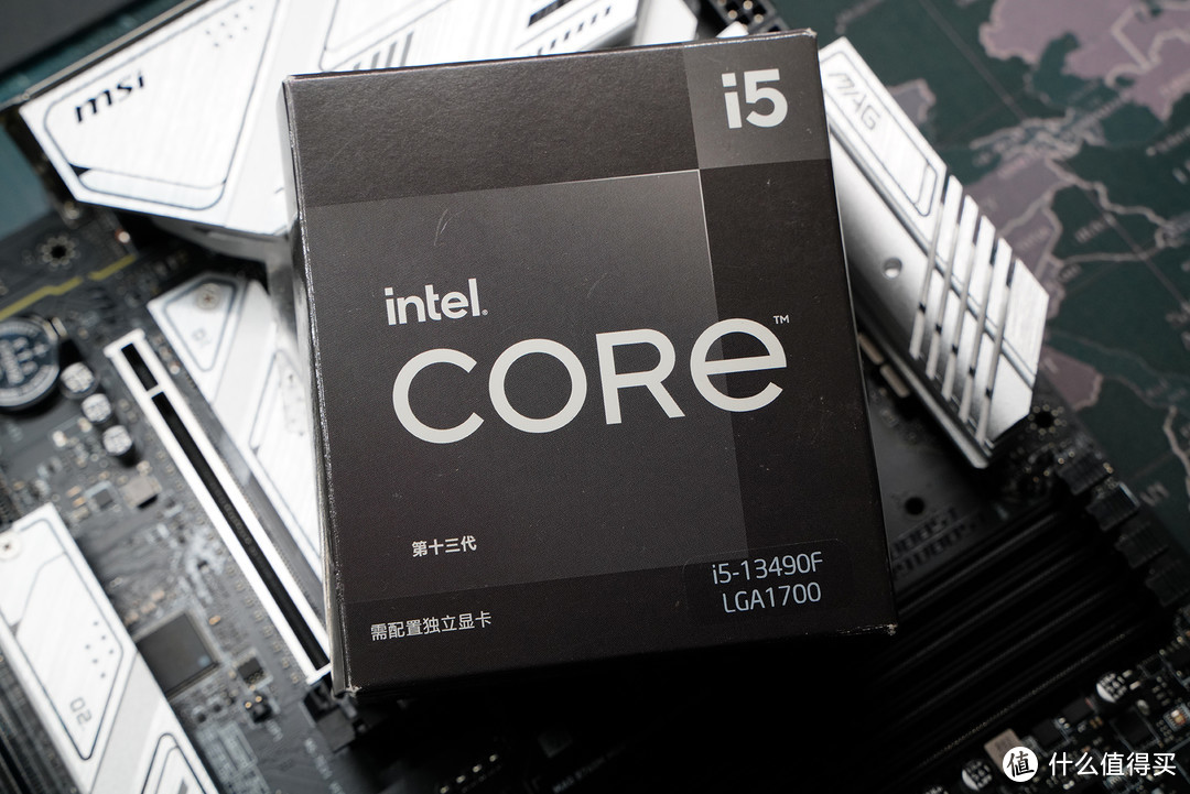 人気を誇る Intel 首发评测篇四十八：又见“小黑盒”！Intel i5 13490F