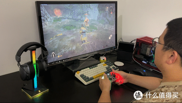 炫彩光效加持，精准操控的游戏利器-盖世小鸡GAMESIR-T4K幻境有线游戏手柄使用体验分享