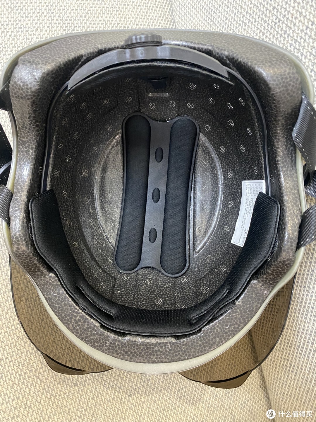 选电动车头盔看这篇就够了：一次测评五款不同品牌头盔，告诉你好用的头盔都有哪些特点？