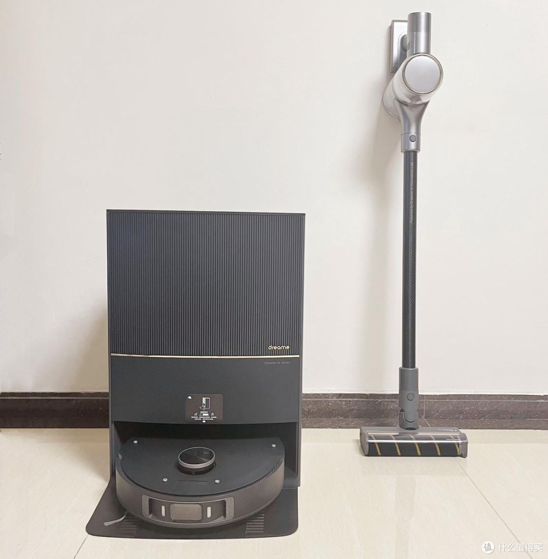 扫地机器人是追觅x20 pro,吸尘器是追觅v16s