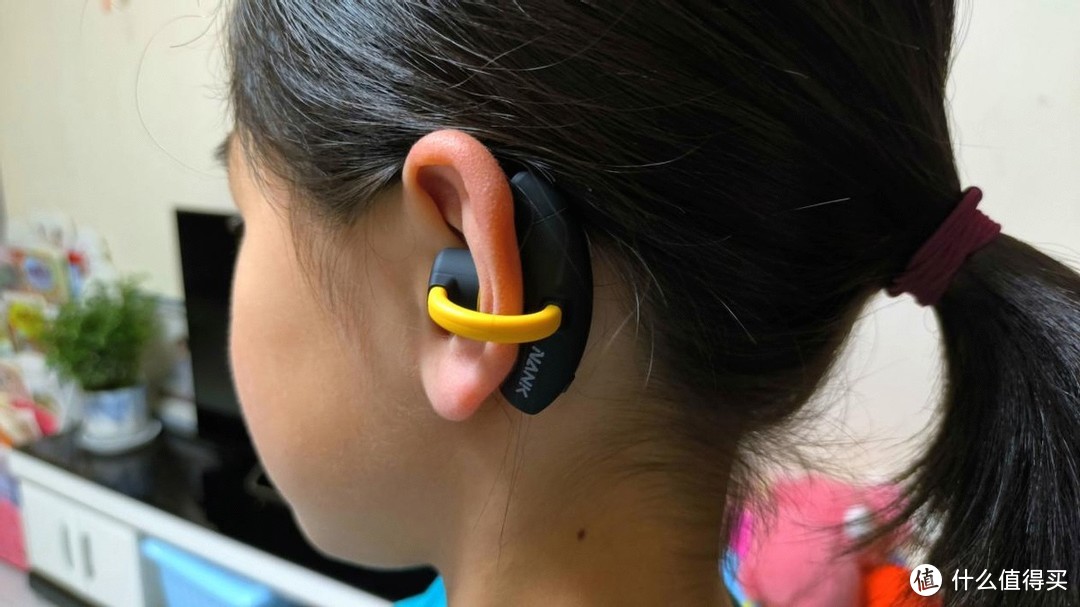 骨传导耳机新变种，南卡OE耳夹式骨传导耳机给你不一样的体验