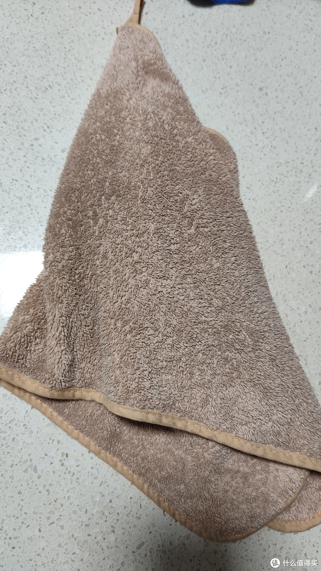 卫生间的擦手巾是不是又臭了？