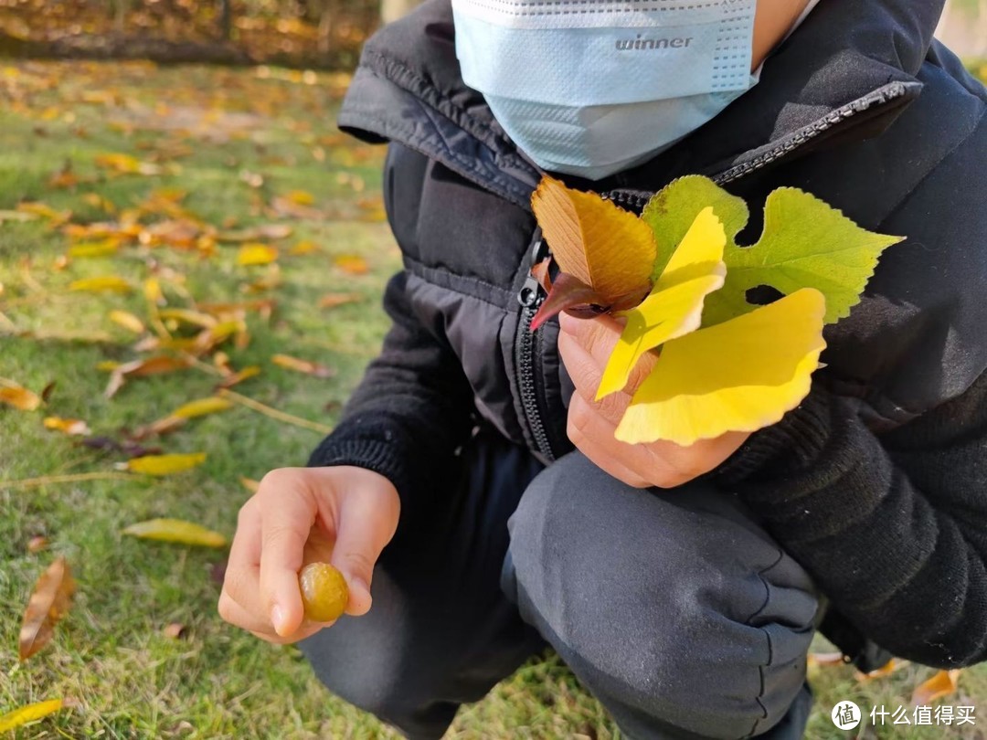 孩子喜欢待在家里，不爱出门怎么办？教你5招，让孩子彻底爱上户外运动