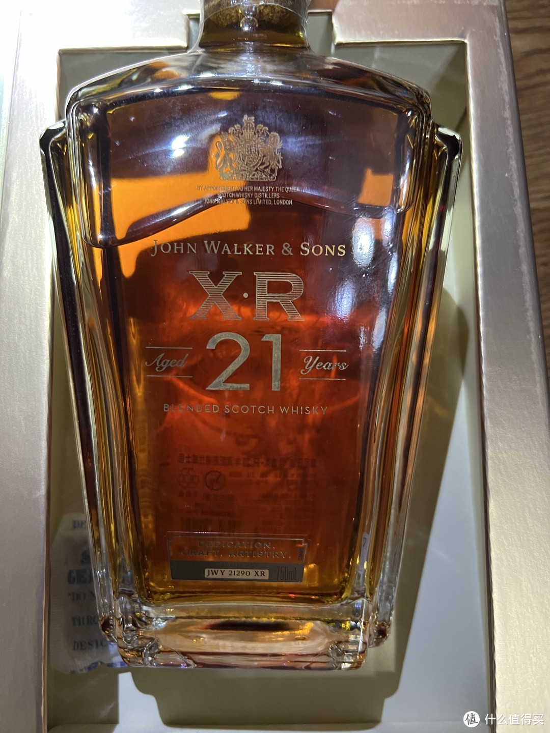尊尼获加珍选XR21年调配苏格兰威士忌，应该是苏格兰威士忌的入门级！