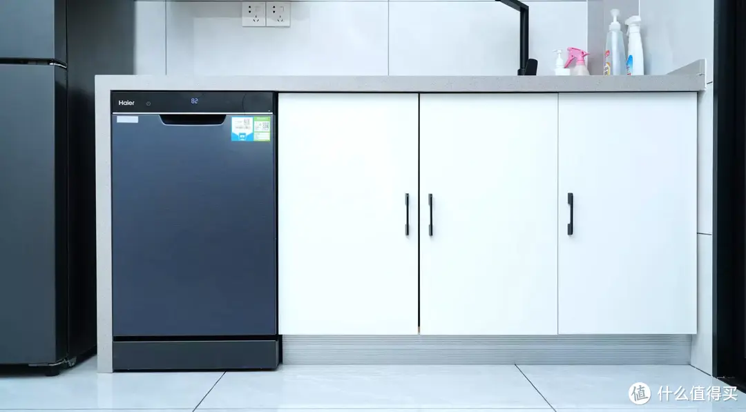 同规格无敌手，性能全面的海尔X3000，小厨房嵌入式洗碗机的最优解