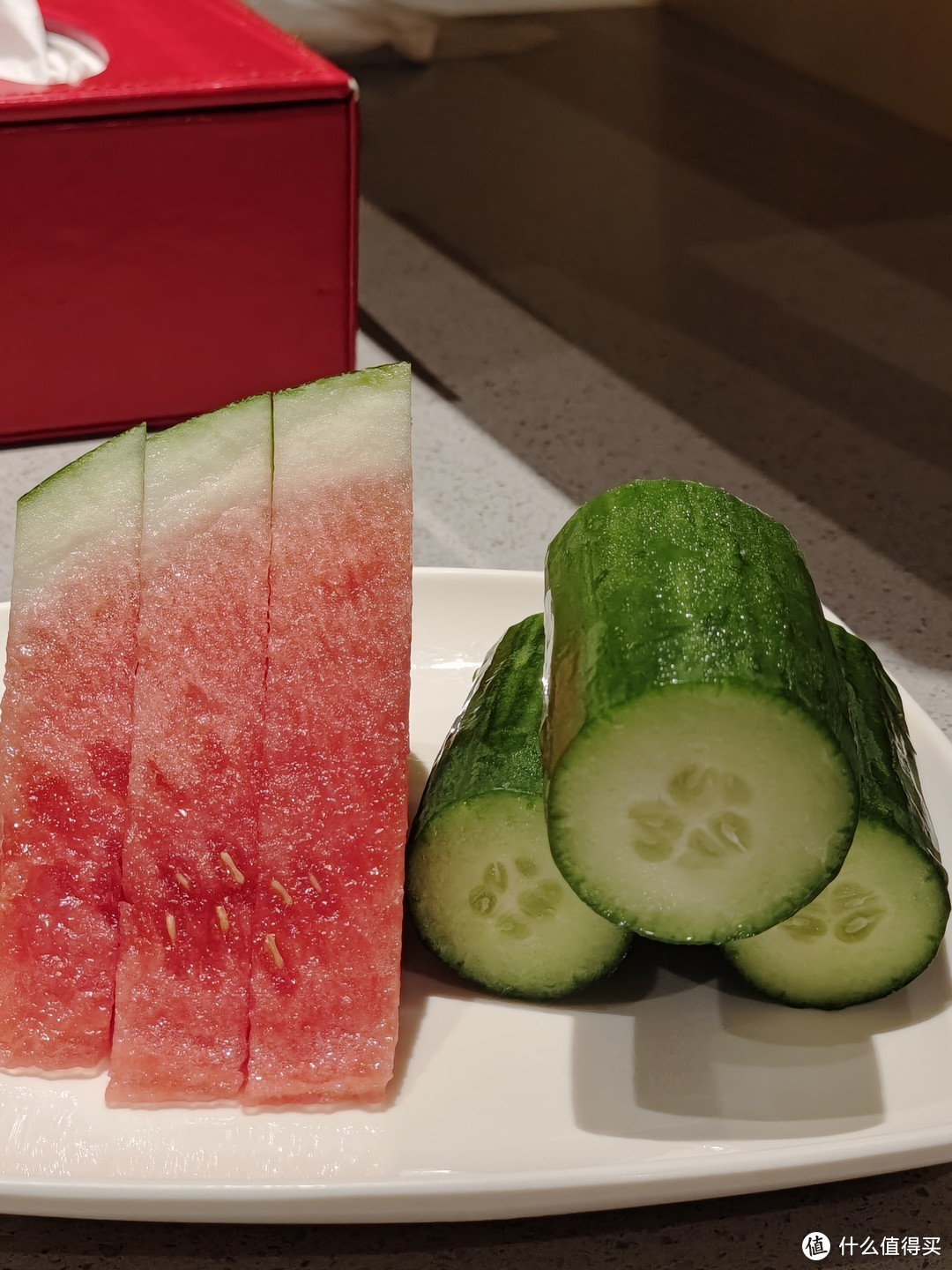 夏天吃点健康好吃的瓜果蔬菜不是挺好的吗