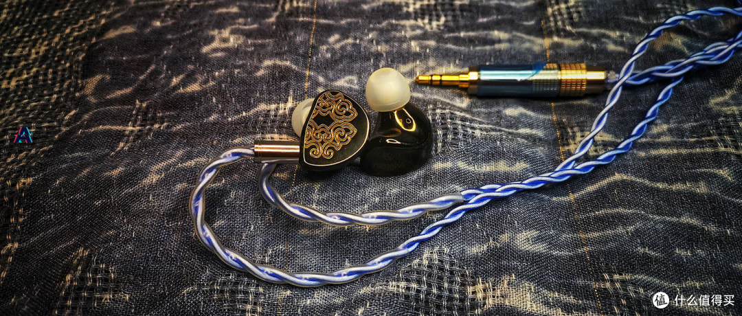 千元女毒,轻盈灵动,唐族tangzu武则天盛世篇平板振膜入耳式耳机