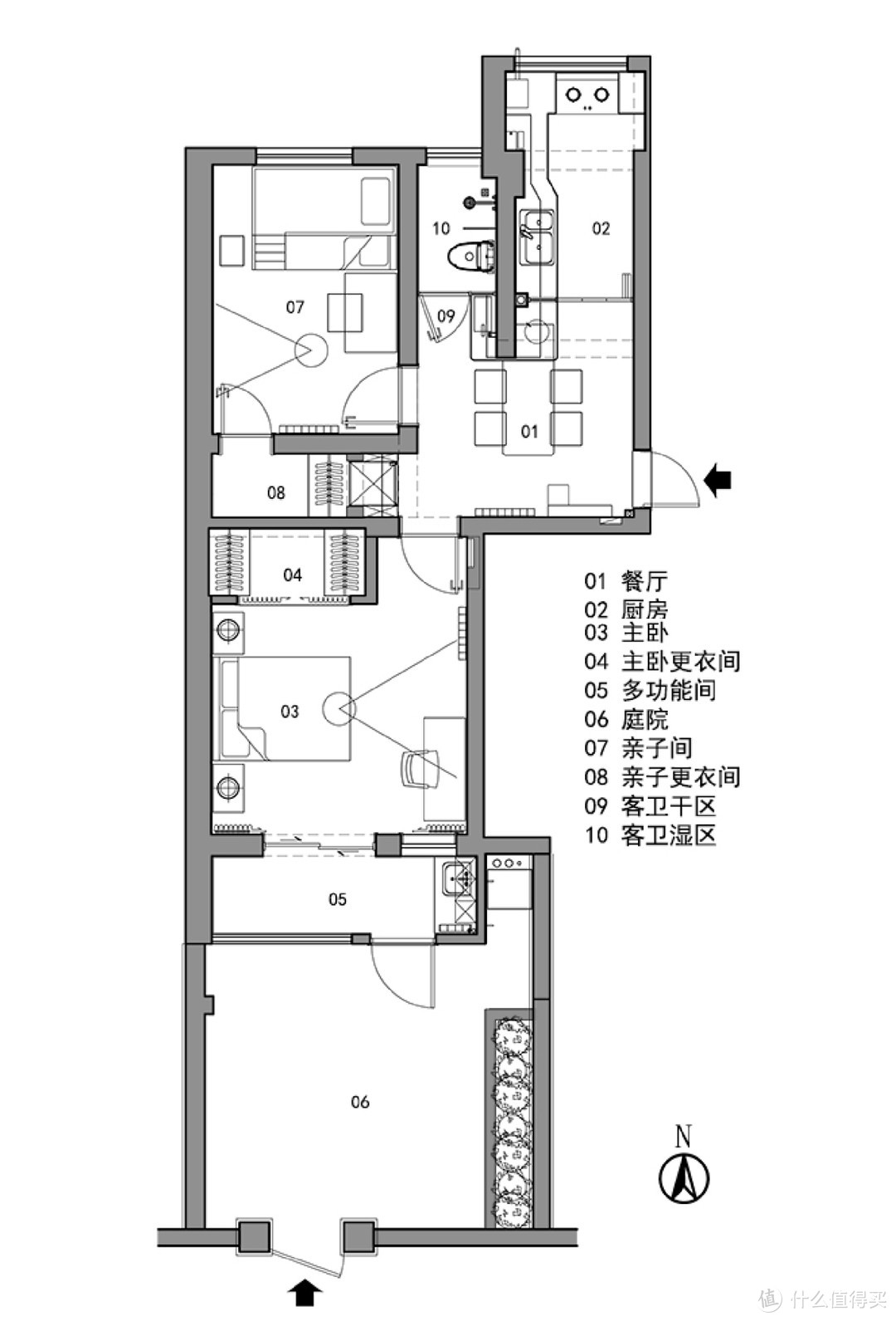 她坚持买下别人嫌弃的“一楼老破小”！改造后，那叫一个实用