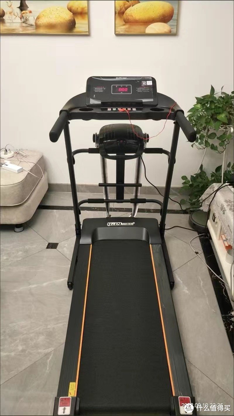 贝德拉跑步机家庭用折叠走步机健身器材生态款至尊多功能￼￼贝德拉跑步机