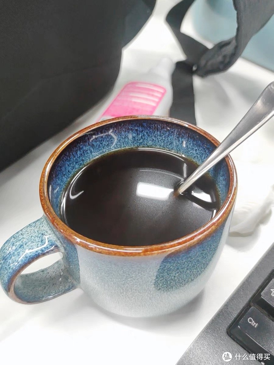 雀巢金牌咖啡——纯享醇香，瞬间畅饮！
