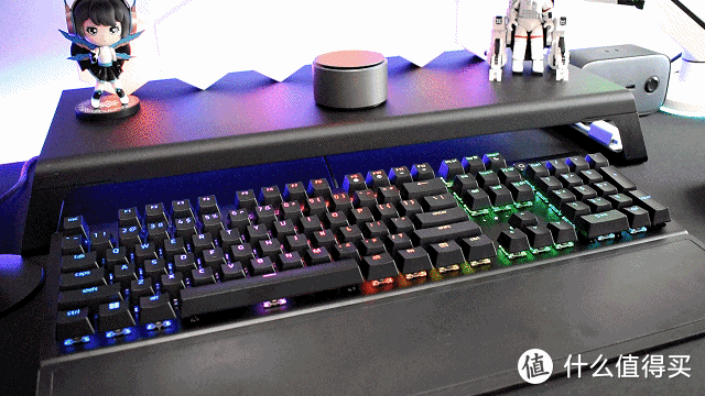 104配列玩灯最佳，雷蛇黑寡妇蜘蛛V3机械键盘上手，RGB灯效+黄轴不错哦