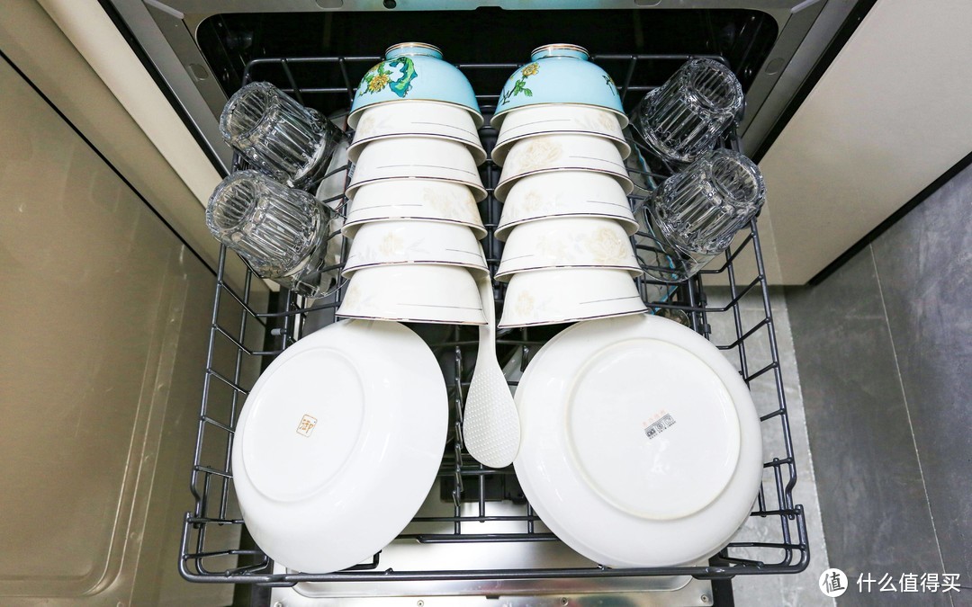 海尔洗碗机Z1评测：洗碗消毒烘干一体化，还在担心洗不干净吗？