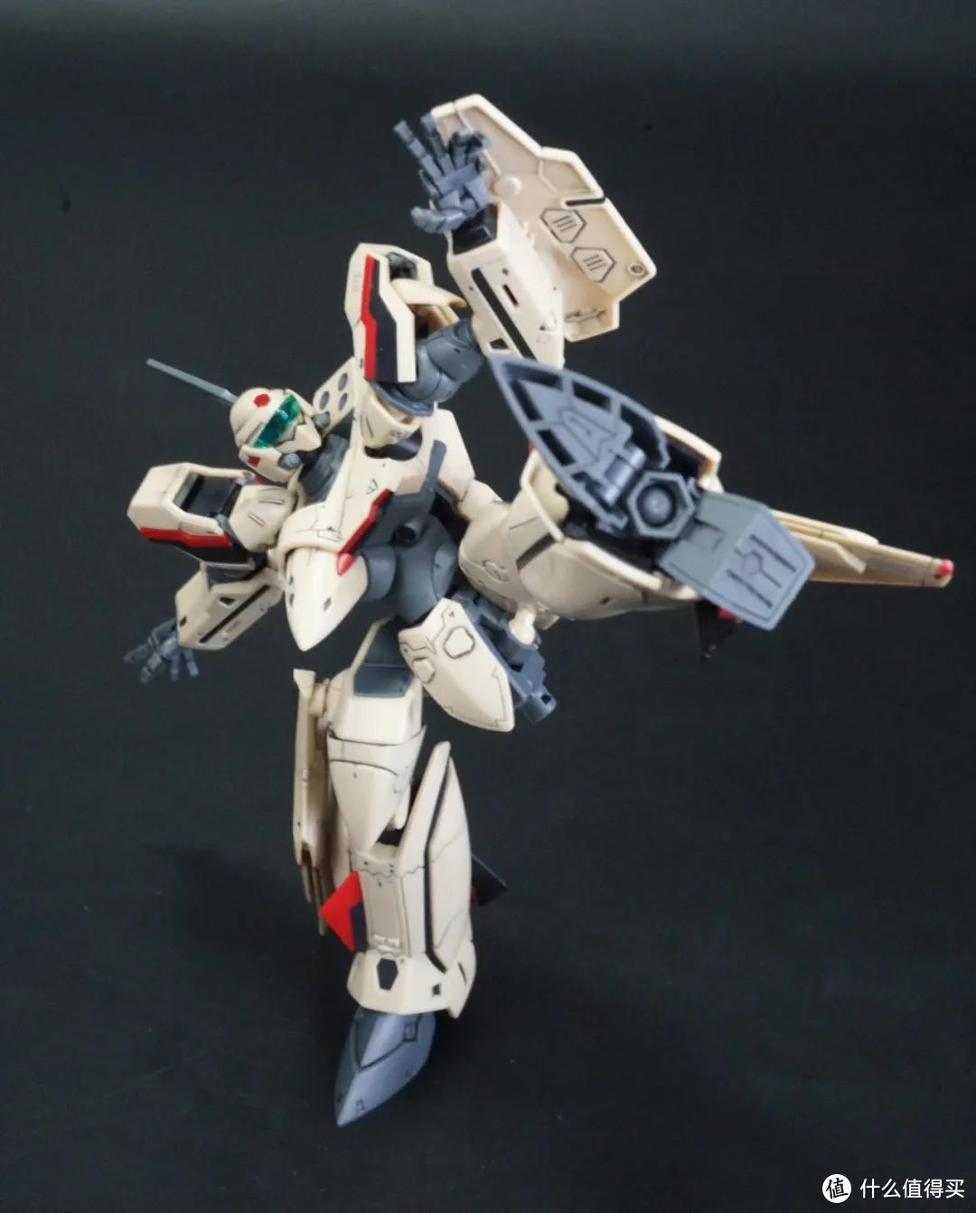 HG 1/100 超时空要塞PLUS YF-19开箱