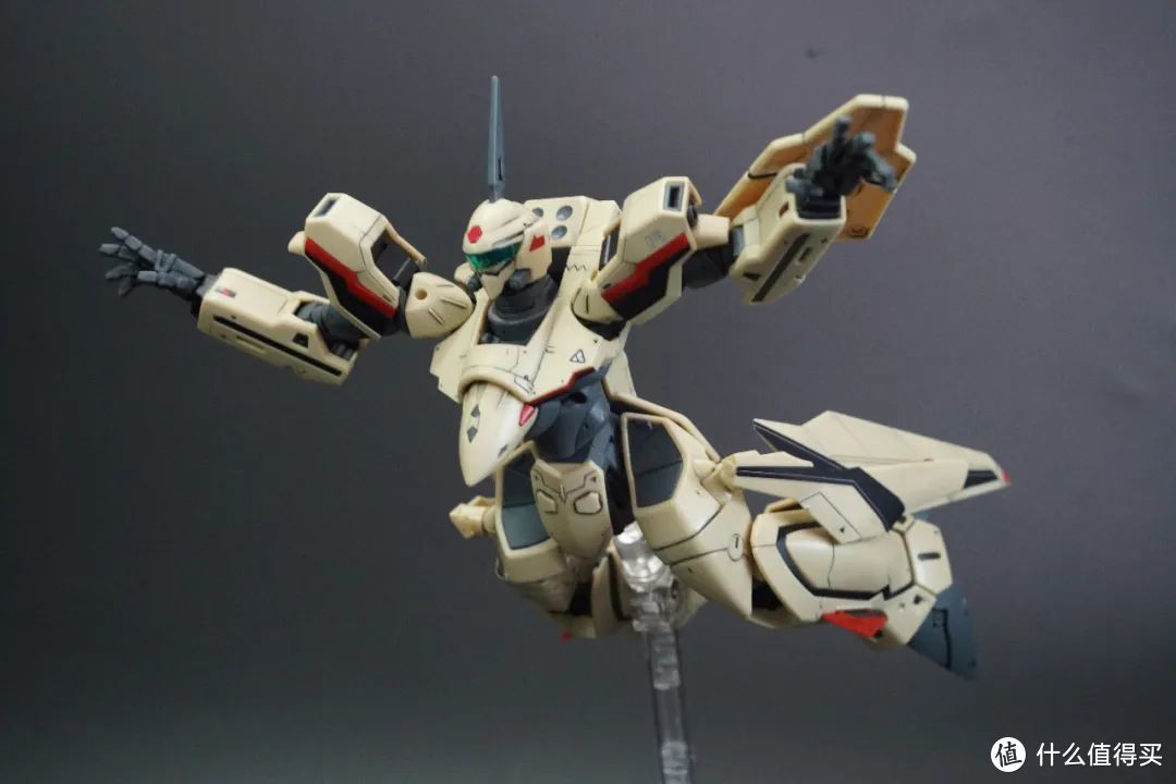 HG 1/100 超时空要塞PLUS YF-19开箱