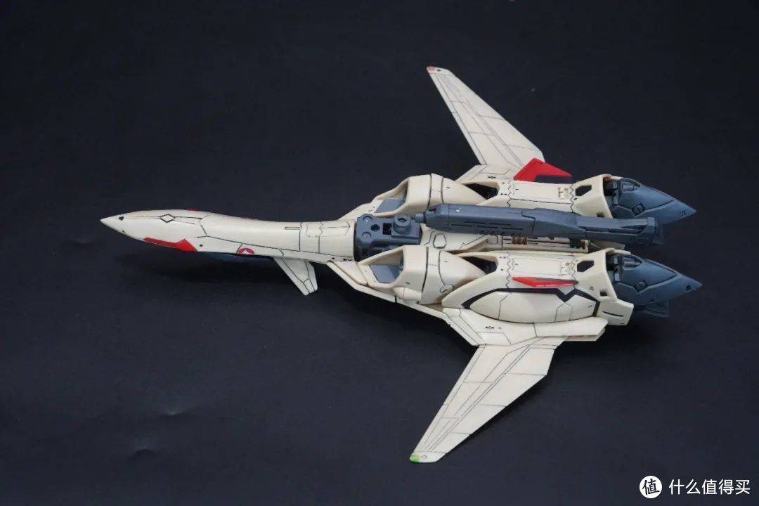 HG 1/100 超时空要塞PLUS YF-19开箱